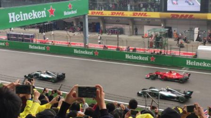 f1赛车上海2017嘉年华精彩瞬间回顾-第2张图片-www.211178.com_果博福布斯